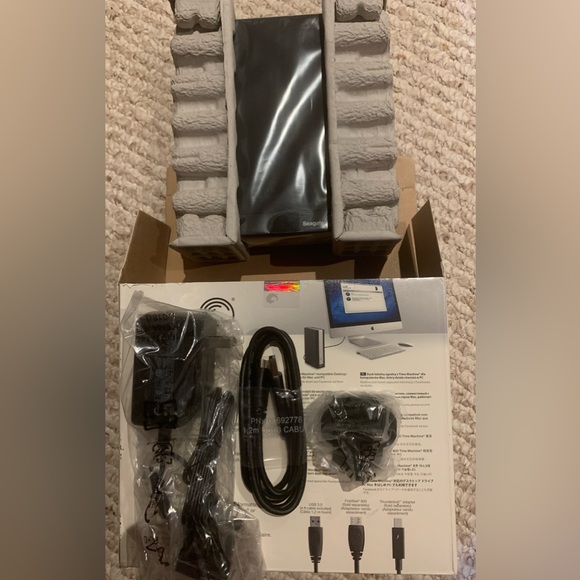 OB Mac Seagate Backup Plus 2TB USB 3.0 Desktop External Hard Drive (STCB2000900 - Picture 7 of 7